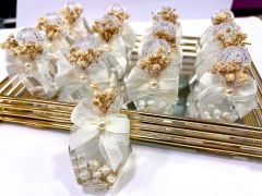 Altıgen Şişe Plastik Saray Kapaklı 40cc Kolonya İncili Simli Krem Süslü Söz - Nişan - Nikah Şekeri